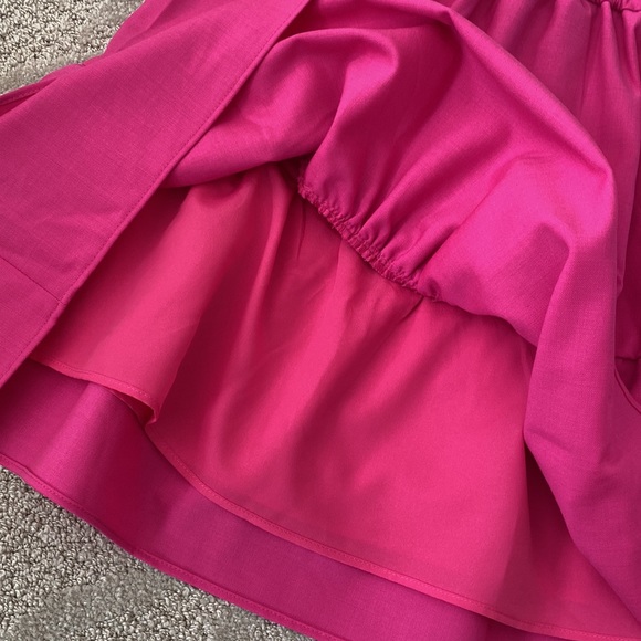 JCrew flared skirt. NEW WITH TAGS. size 4. Excellent condition. - Picture 4 of 4